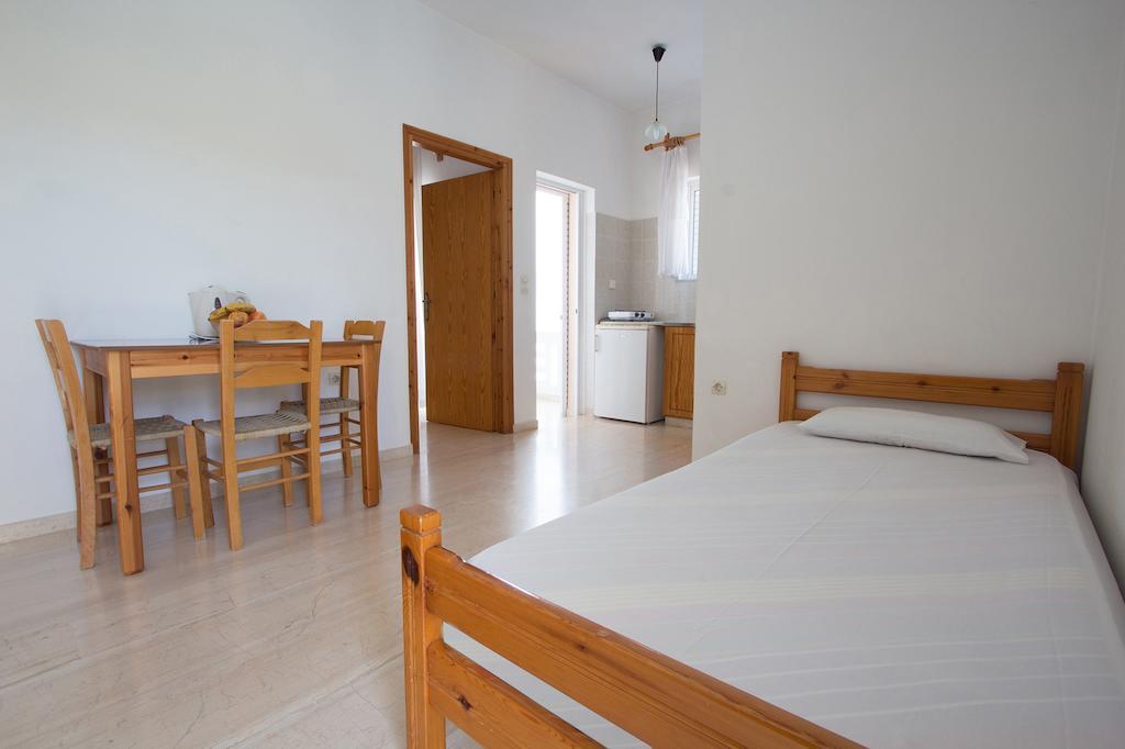 Elena Rooms & Apartments Gerani  Стая снимка
