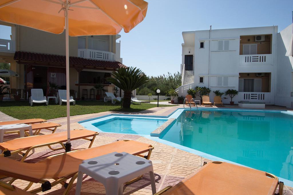 Elena Rooms & Apartments Gerani  Екстериор снимка